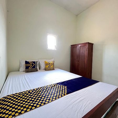 Spot On 93423 Kost Berkah Near Kebun Teh Wonosari Hotell Lawang Exteriör bild