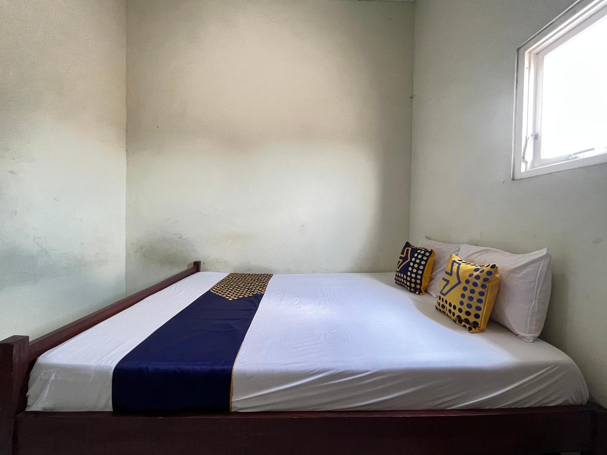 Spot On 93423 Kost Berkah Near Kebun Teh Wonosari Hotell Lawang Exteriör bild